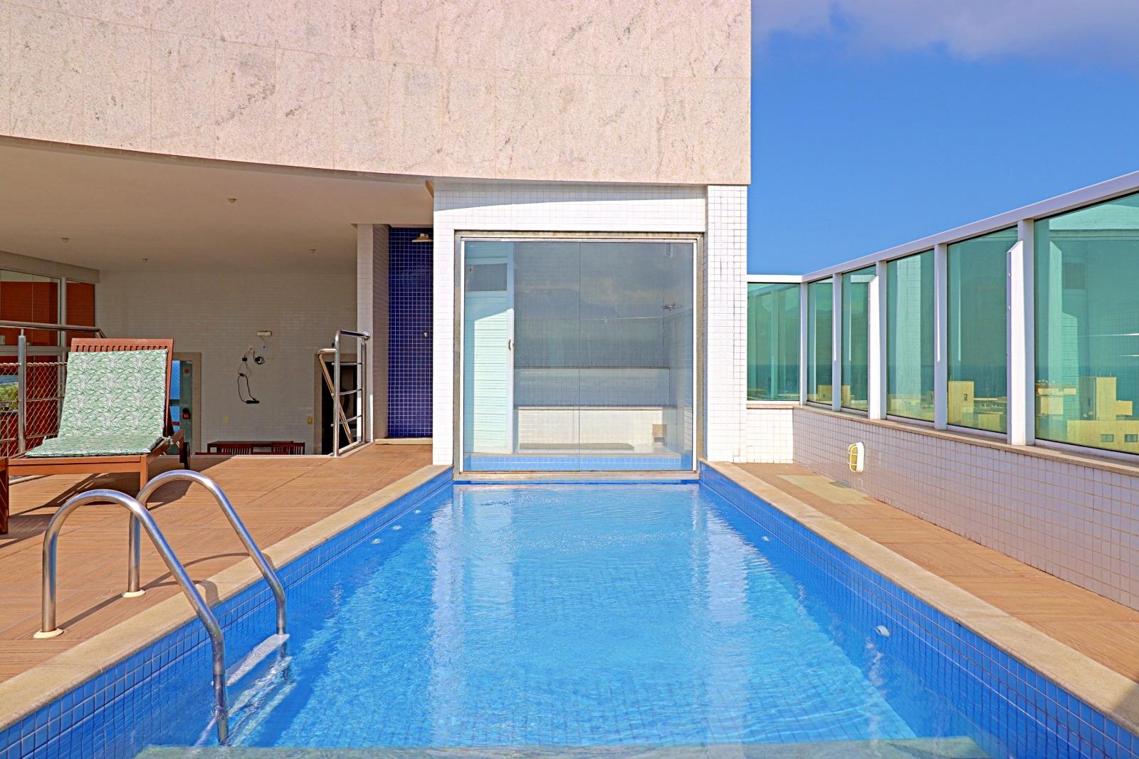 Apartamento com 3 quartos com área de lazer em localização excelente no Centro de Guarapari!