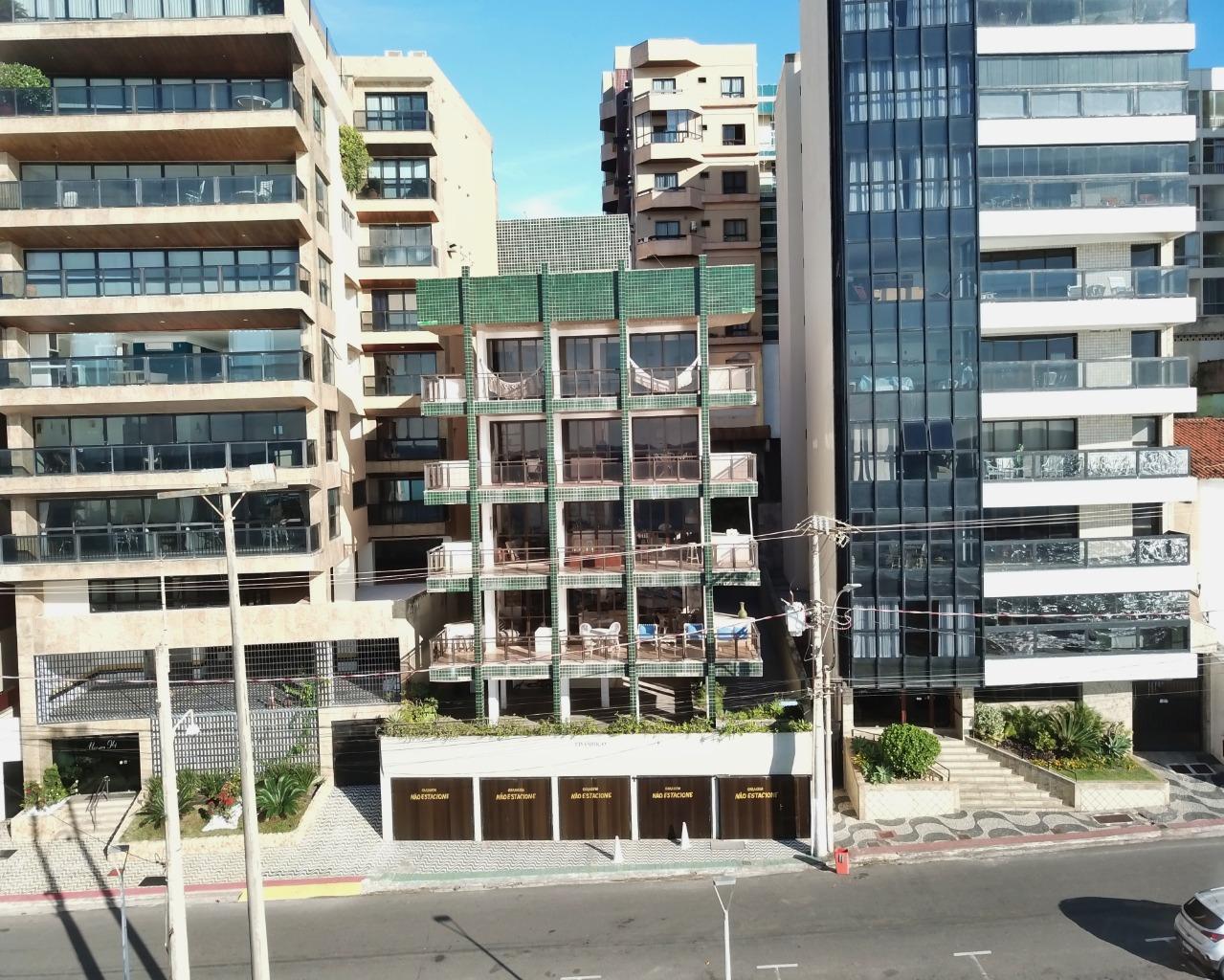 Edifício Ouriço apartamento de 4 quartos a venda frente para o mar na Praia dos Namorados Centro de Guarapari ES