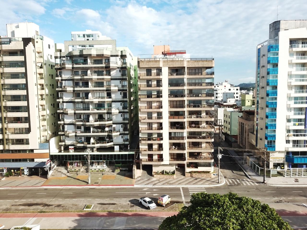 Edifício Varandas do Mar apartamento de 3 quartos a venda, frente para o mar, com lazer completo na Praia do Morro Guarapari ES