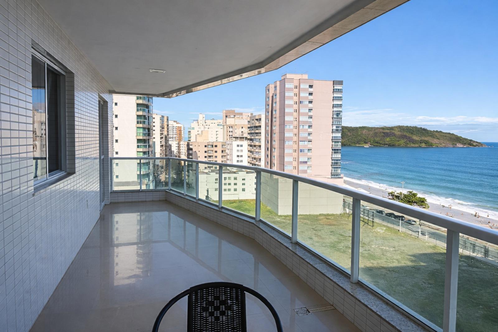Apartamento de 3 quartos à venda, vista para o mar, varanda gourmet, na beira da orla da Praia do Morro em Guarapari - ES