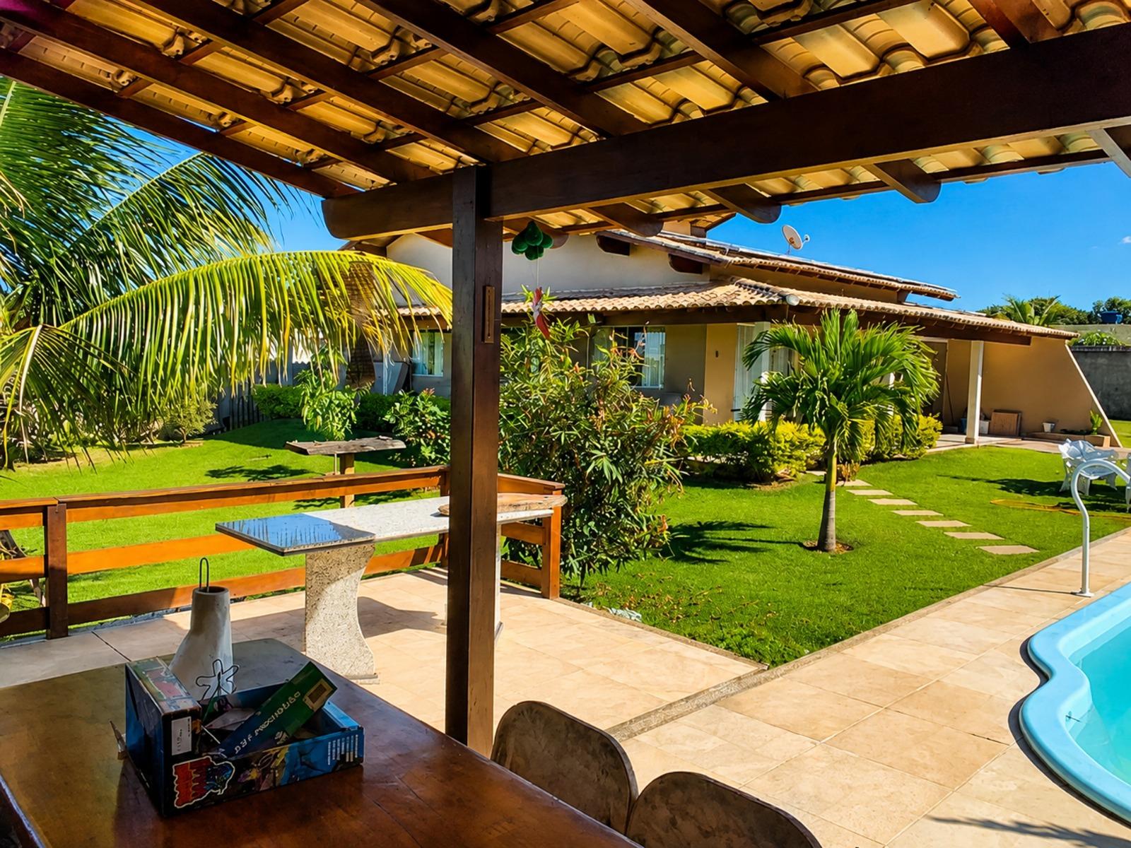 casa linear guarapari, casa com piscina, venda nova guarapari, casa 3 quartos, franco imóveis
