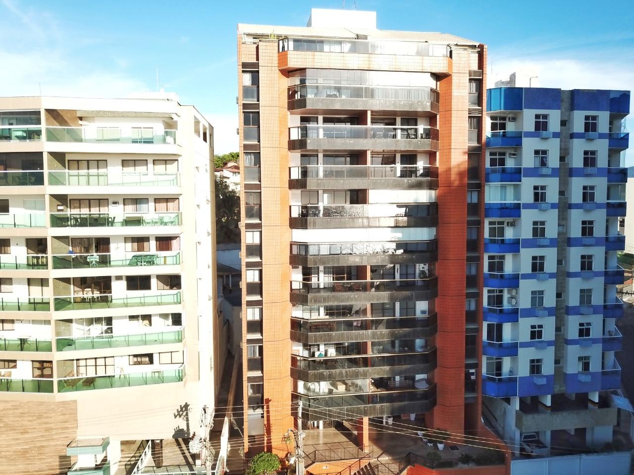 Edifício Solar de Guarapari apartamento de 3 quartos a venda em frente para o mar na Praia das Virtudes Centro de Guarapari ES