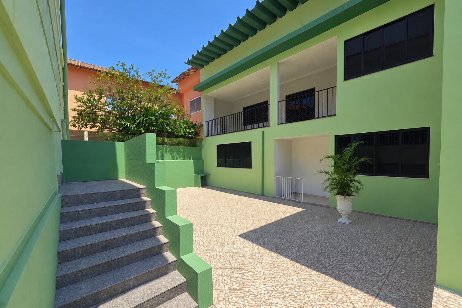 Casa 5 quartos, 2 suítes, quintal, terreno 12X35, 215 M², R$ 670.000 - Méier