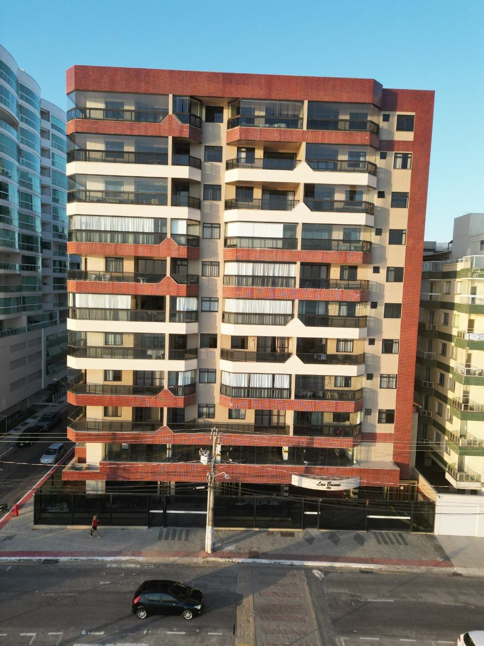 Edifício Las Brisas apartamento de 3 quartos a venda, frente para o mar na Praia do Morro Guarapari ES