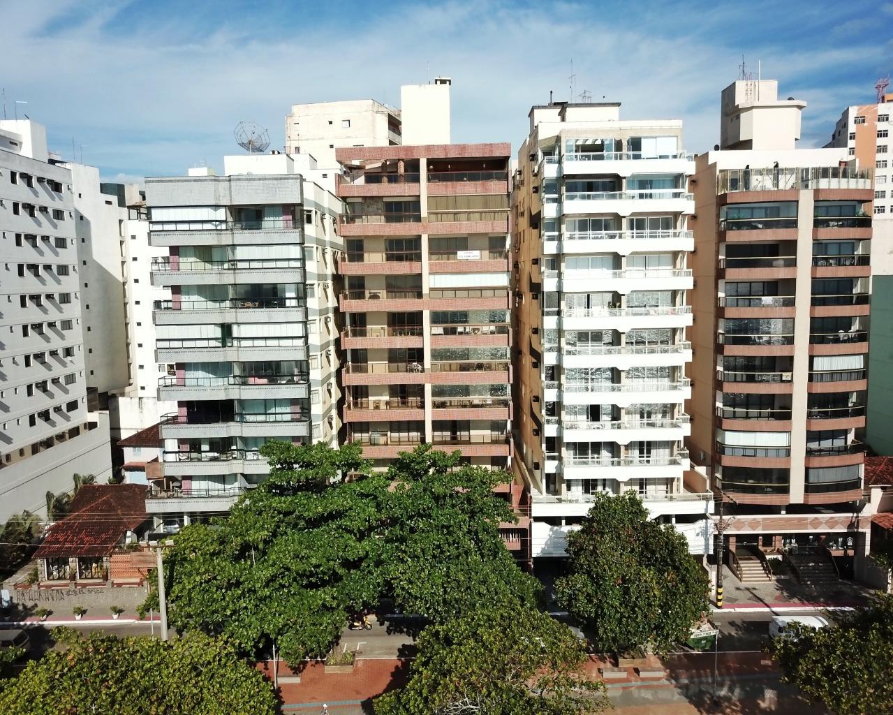 Edifício Lauro Lemos Apartamento 3 quartos a venda na Praia das Castanheira Centro de Guarapari ES