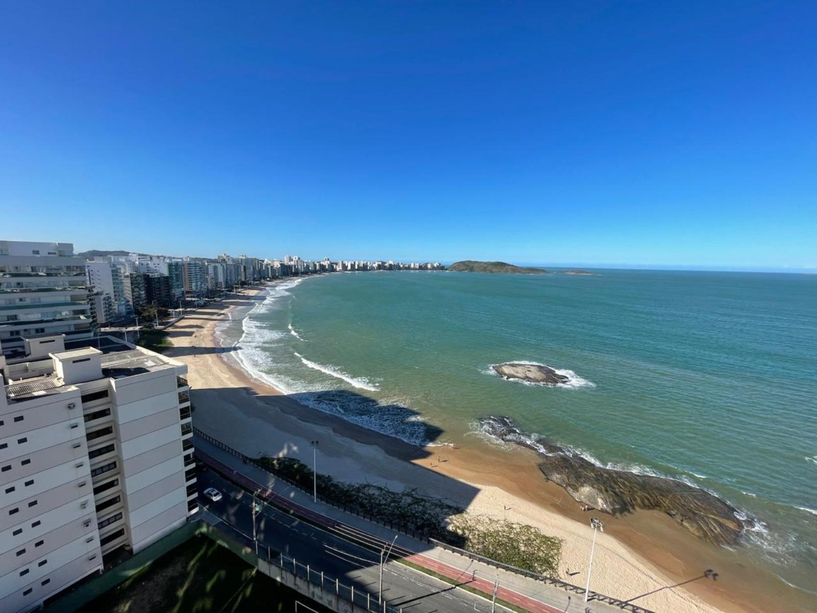 Imperdível oportunidade de apartamento à venda em Guarapari-ES, bairro Praia do Morro: 2 quartos, 1 suíte, 1 sala, 2 banheiros, 1 vaga, 60m².