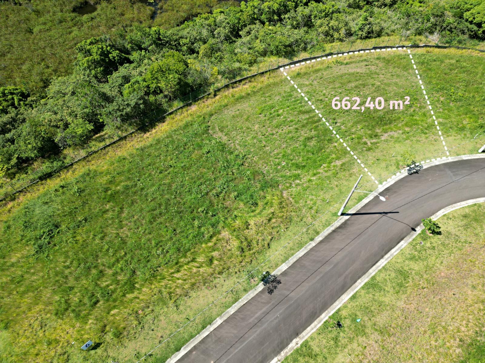 Terreno em condomínio exclusivo, Reserva Amary, em Nova Guarapari - ES