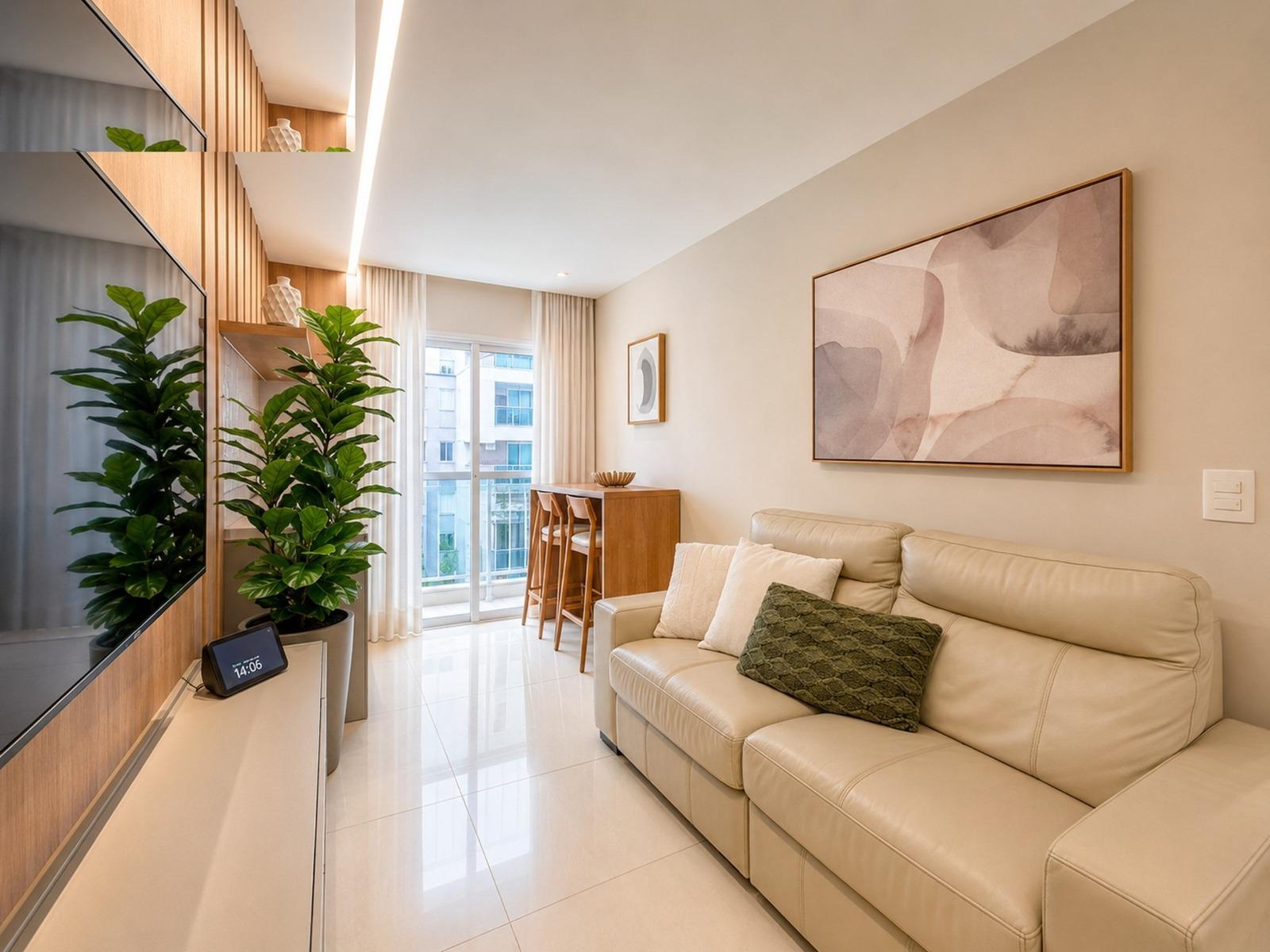 APARTAMENTO DE 3 QUARTOS MOBILIADO E DECORADO, 2 VAGAS + BOX, LAZER COMPLETO A VENDA NO CENTRO DE GUARAPARI-ES