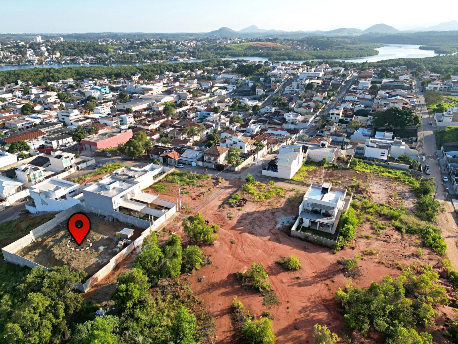 Terreno de 720m² à venda em Itapebussu, com vista para mar e cidade de Guarapari - ES