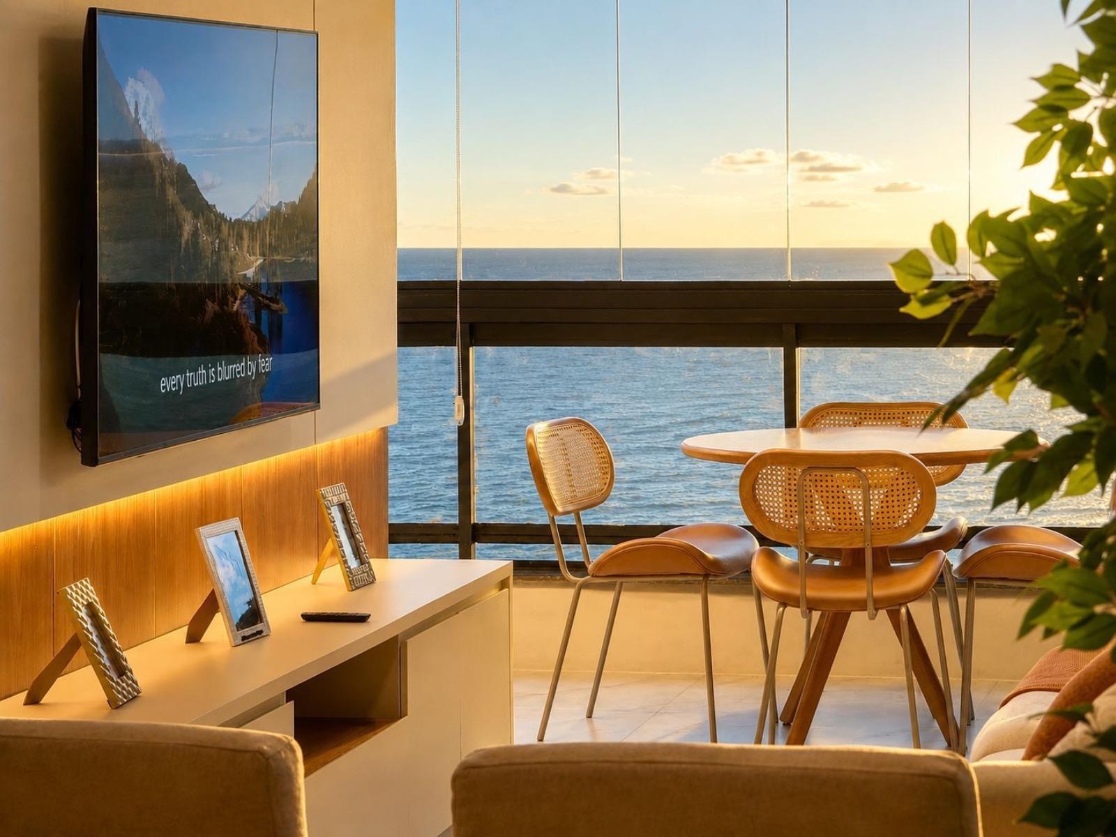 Apartamento de Luxo à Venda na Praia do Morro Guarapari-ES: 3 Quartos, 1 Suíte, 155m², 2 Vagas de Garagem!