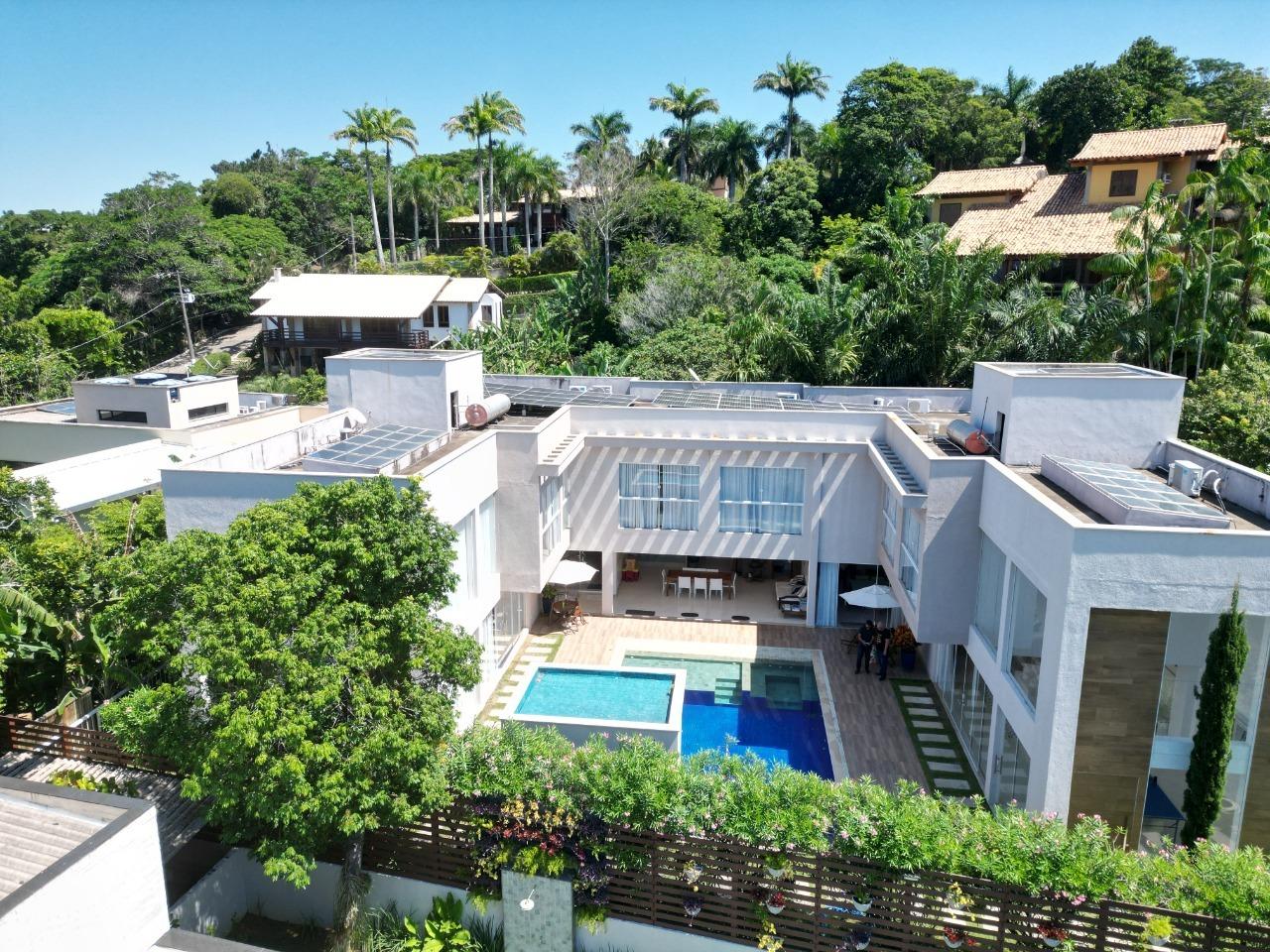 02 casas de alto padrão no mesmo terreno a venda na Aldeia da Praia com lazer completo Guarapari ÉS