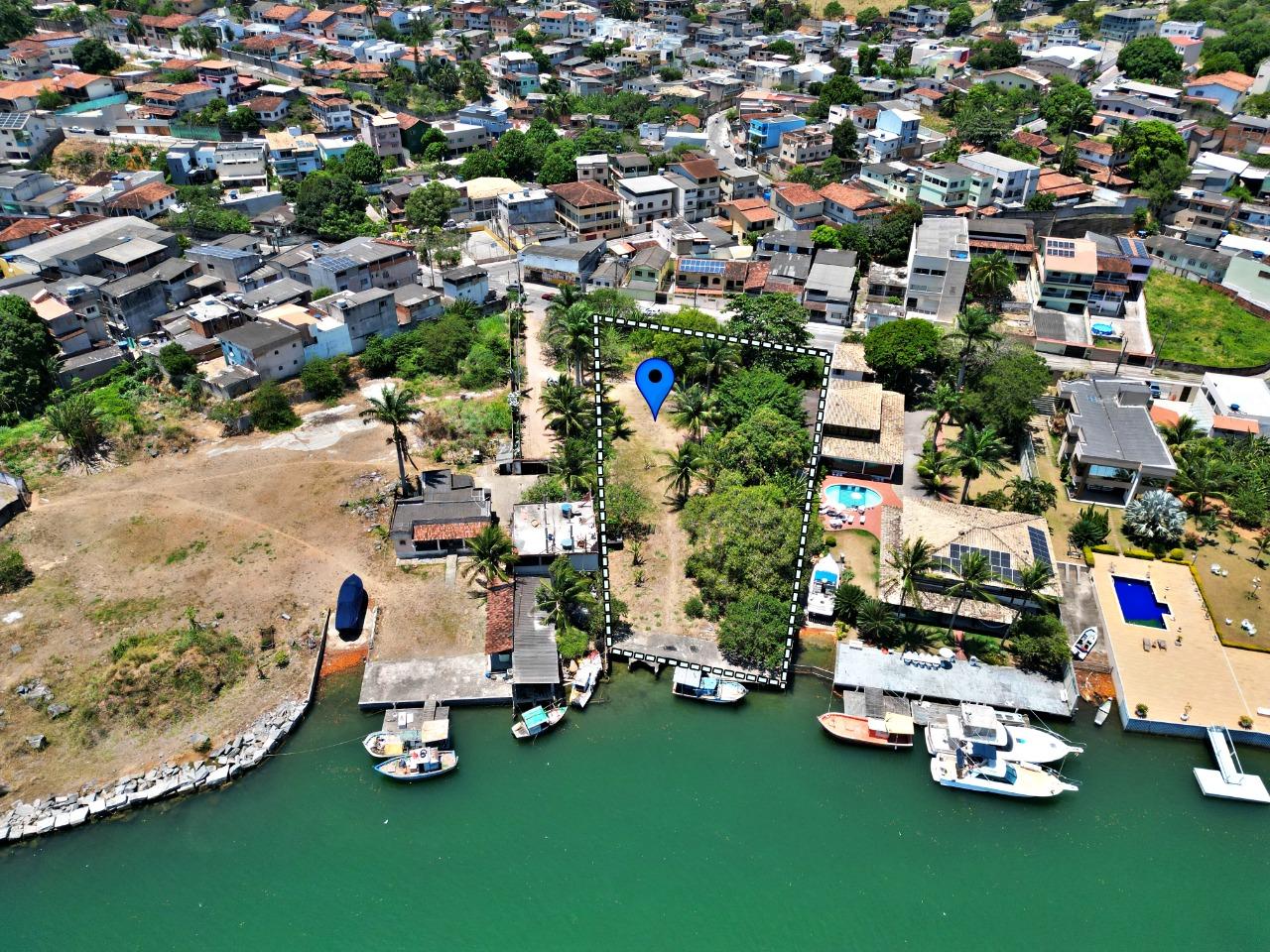 Terreno de 3 mil² no Canal de Guarapari a venda - Localização e topografia excelente!