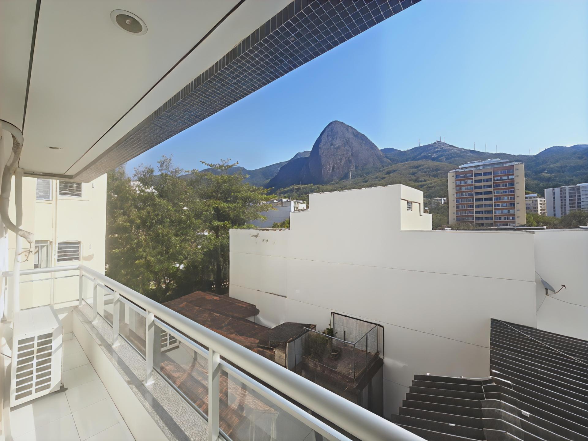 Apartamento varanda, 3 Quartos, suíte, Cozinha, dep., 1 vaga, 95m por R$ 620.000