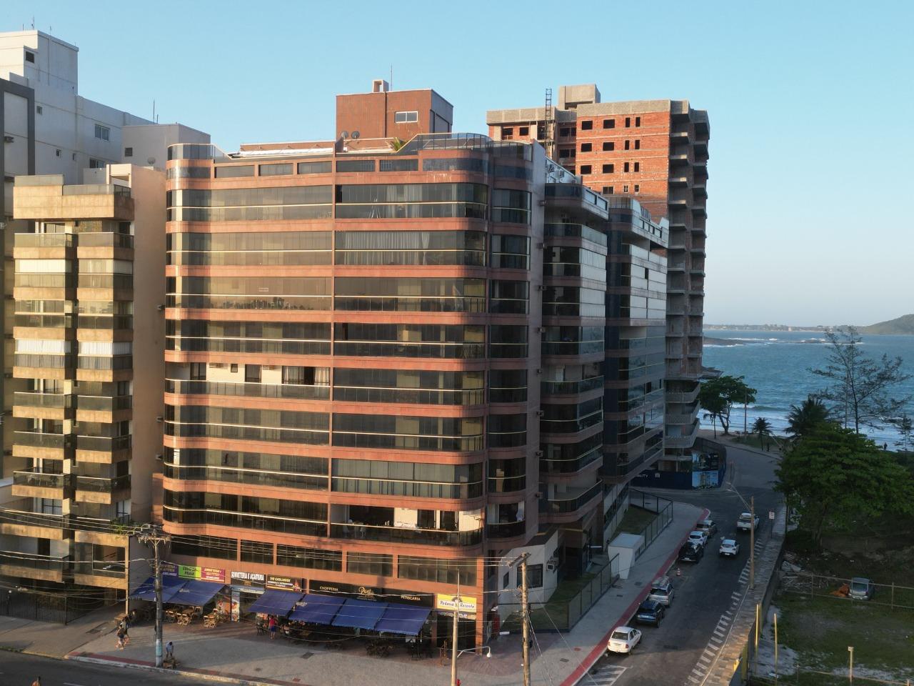 Edifício residencial Recanto das Praias apartamento de 3 quartos a venda, frente para o mar na Praia do Morro Guarapari ES
