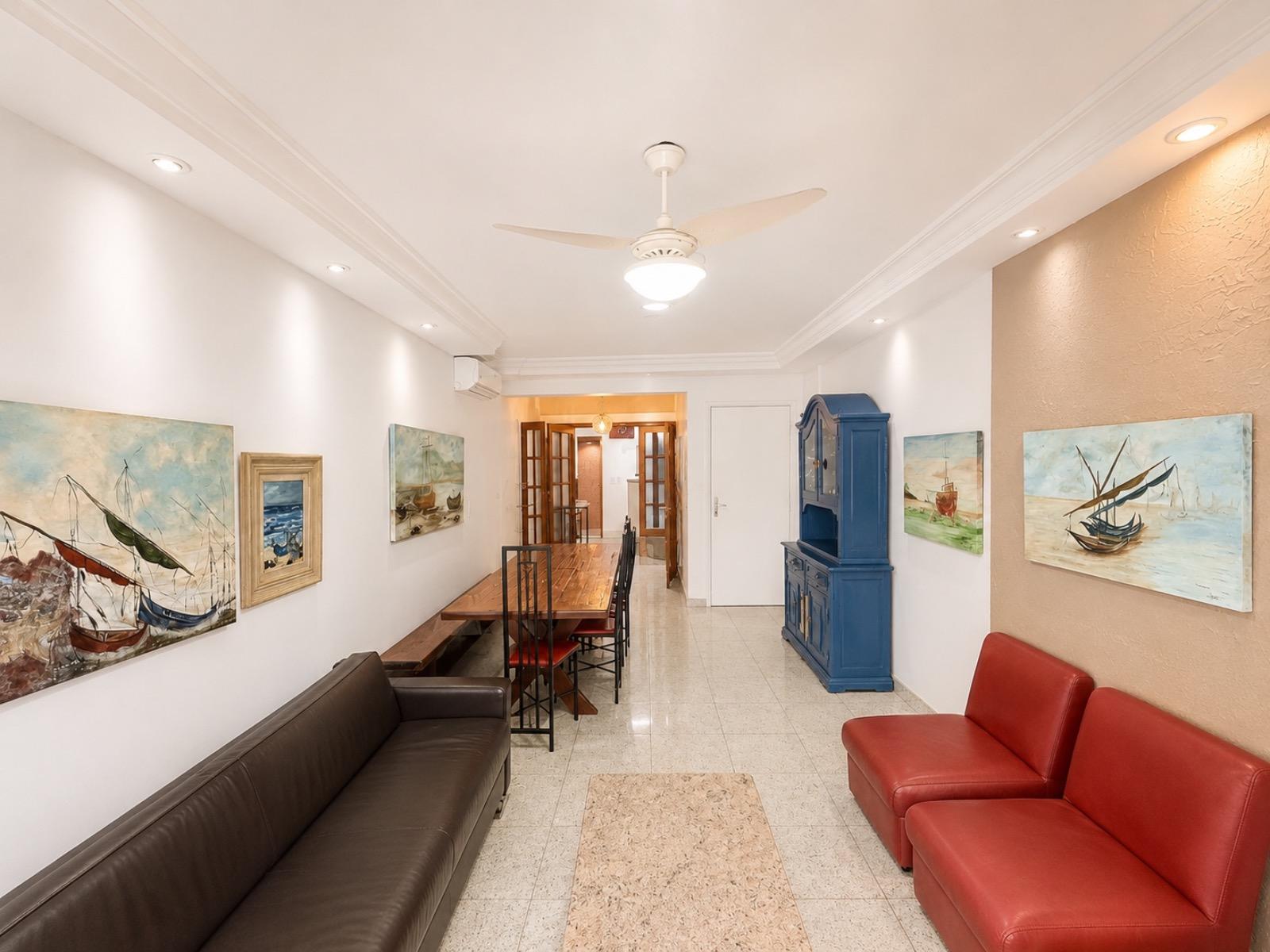 Imperdível apartamento à venda no Centro de Guarapari-ES: 2 quartos, 1 suíte, 1 sala, 1 vaga de garagem, 95m² de área!