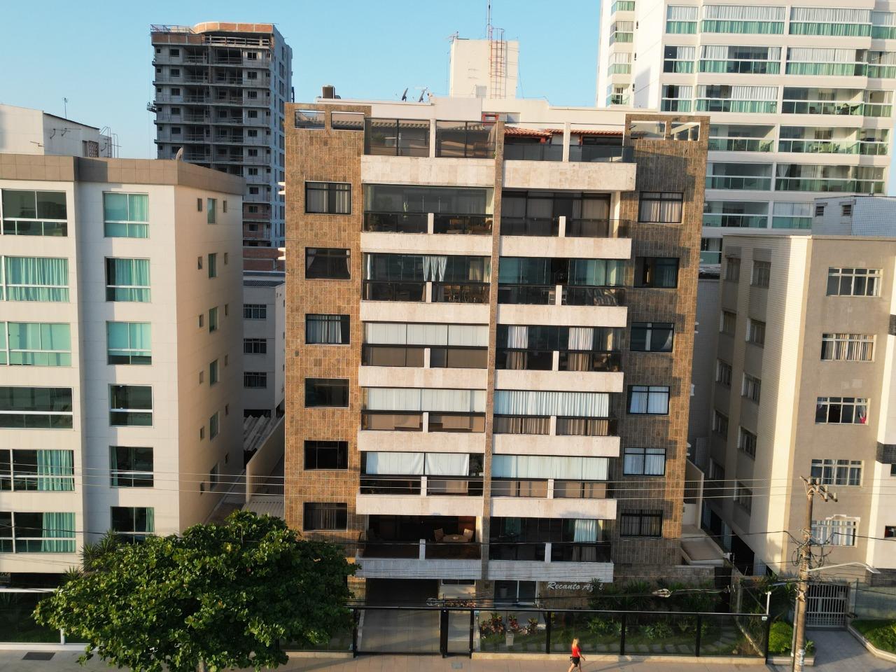 Edifício Recanto Azul apartamento de 3 quartos a venda, frente para o mar na Praia do Morro Guarapari ES