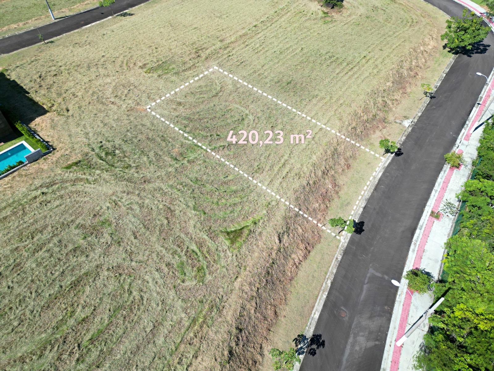 Terreno em condomínio exclusivo, Reserva Amary, em Nova Guarapari - ES