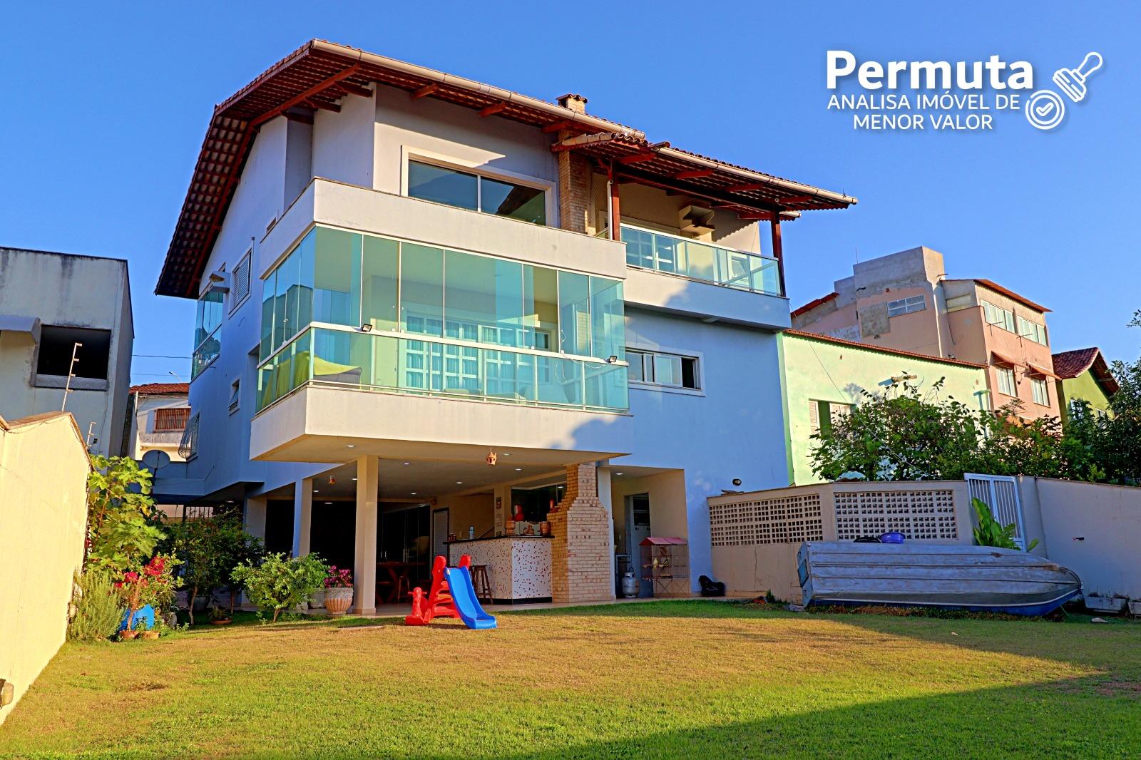 Espetacular Casa no Bairro São Judas próximo das praias do centro de Guarapari - ES