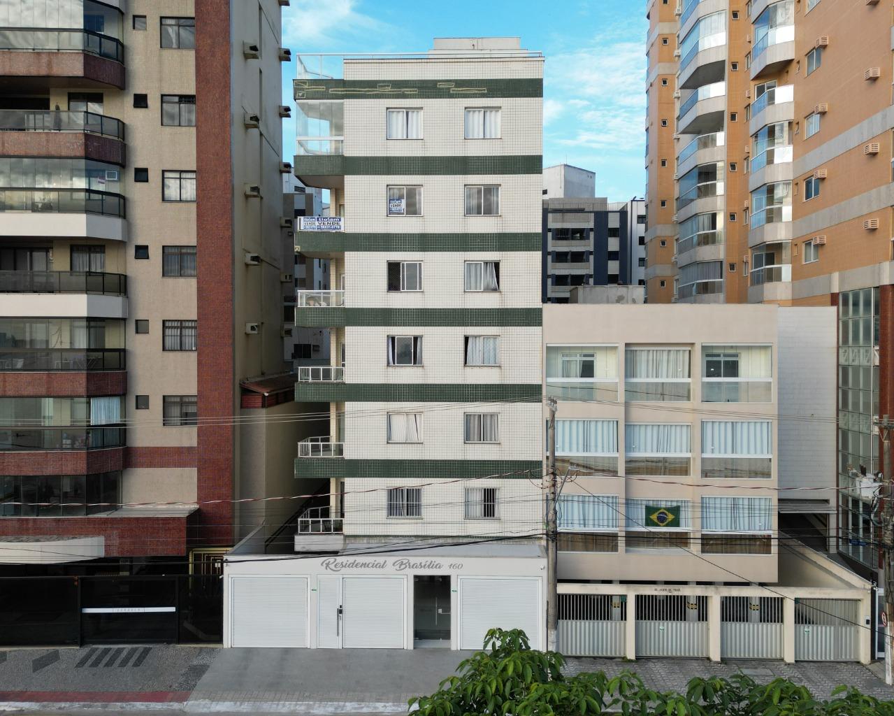 Edifício Brasília apartamento de 2 quartos a venda, frente para o mar na Praia do Morro Guarapari ES
