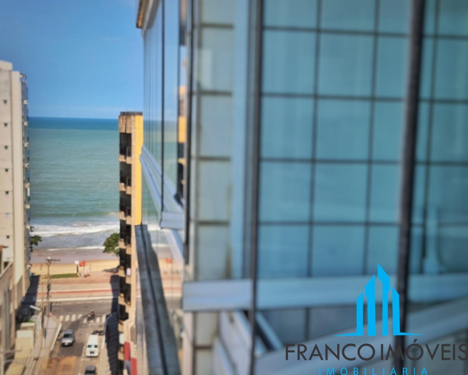 Apartamento 2 quartos 06 pessoas varanda c fechamento vidro vista para o mar na Praia do Morro em Guarapari/ES BE