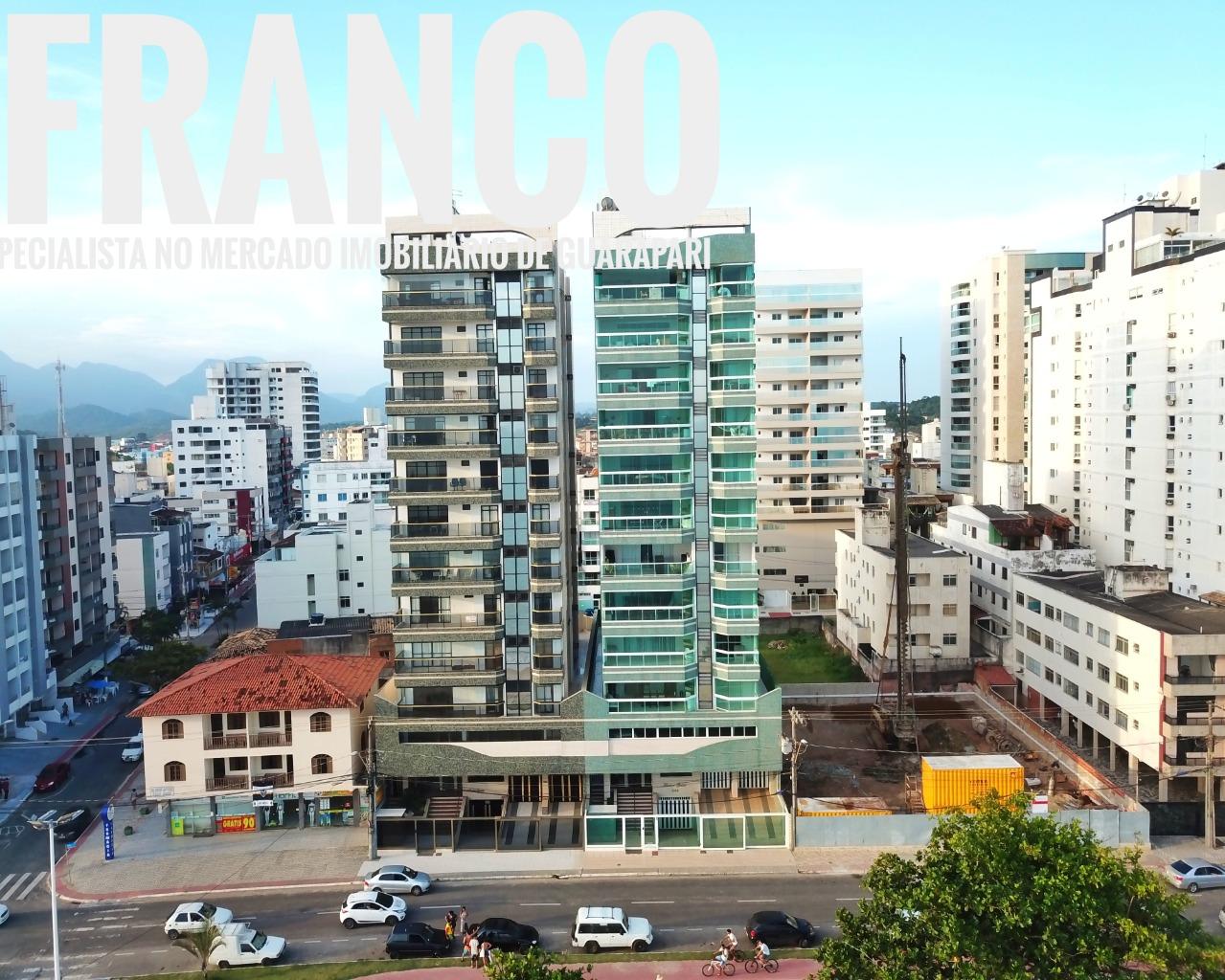 Edifício Renan Guion apartamento de 4 quartos a venda, frente para o mar na Praia do Morro Guarapari ES