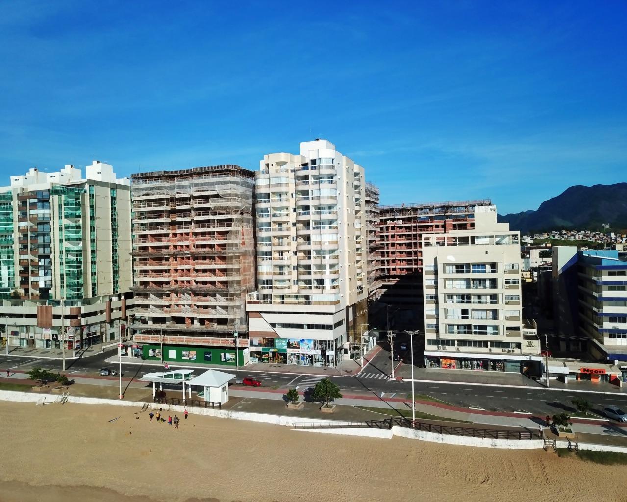 Edifício Residencial Guiseppe Mai apartamento de 3 quartos a venda frente para o mar na Praia do Morro Guarapari ES